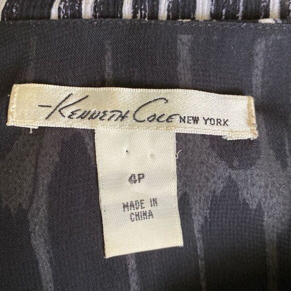 Kenneth Cole silk sleeveless printed blouse size 4P - Picture 8 of 11